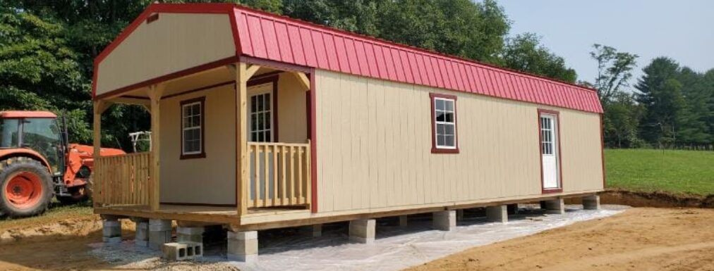 Hallmark Buildings Cabins (1)