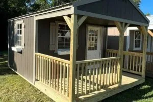 Hallmark Buildings Cabins (3)